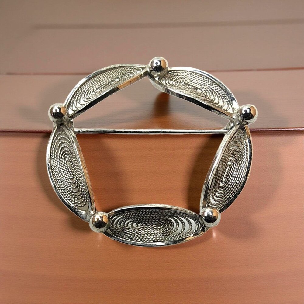 Vintage I.N.C. International Concepts 1/20 12K Gold Filled Filigree Detailed  Wr